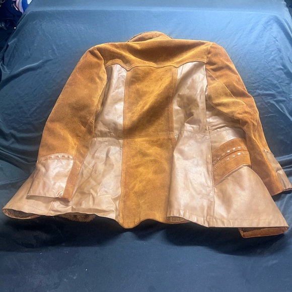 Ms. PIONEER Rust Brown Suede & Leather Trim Shearling Jacket - Picture 6 of 8